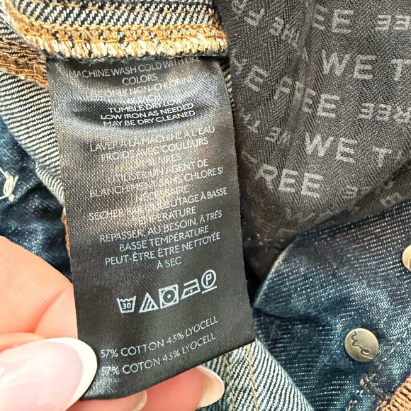 Free People We The Free Good Luck Mid-Rise Barrel Jeans Deep End Size 27 - Picture 9 of 12